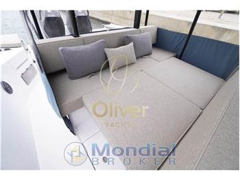 Axopar 37 SUN TOP - BRABUS LINE