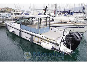 Axopar 37 SUN TOP - BRABUS LINE