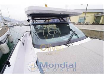 Axopar 37 SUN TOP - BRABUS LINE