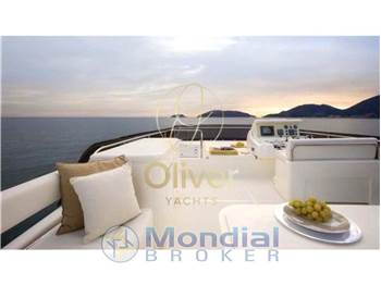 Ferretti Yachts 592