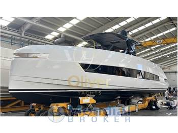 MandaYachts S05