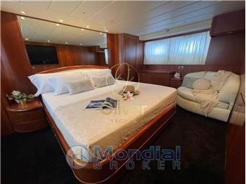 Falcon Yachts 100