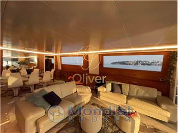 Falcon Yachts 100