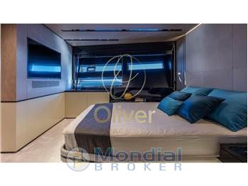 Arcadia Yachts Sherpa 80XL