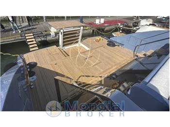 MandaYachts S07 Berlinetta