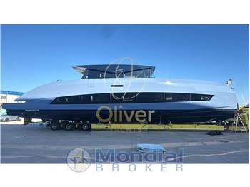 MandaYachts S07 Berlinetta