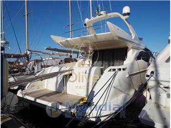 Azimut 62E