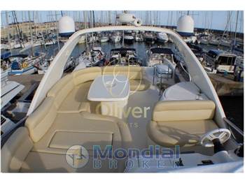 Azimut 62E