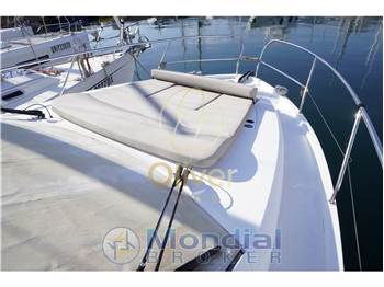 Sealine C330v