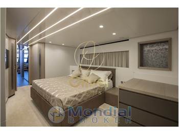 MandaYachts S07