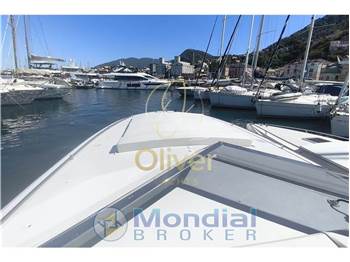 Tornado 38 Flush Deck