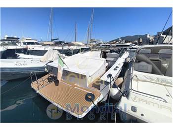 Tornado 38 Flush Deck