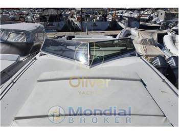 Tornado 38 Flush Deck
