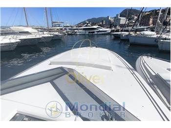 Tornado 38 Flush Deck