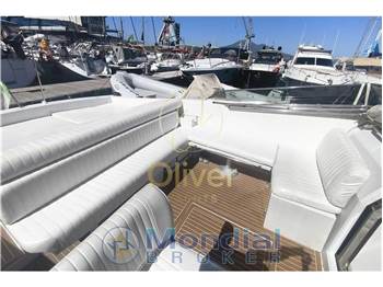 Tornado 38 Flush Deck