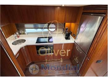 Sunseeker 68 Sport Yachts