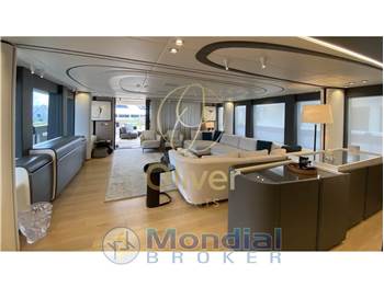 ISA Yachts EXTRA 93