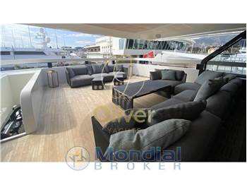 ISA Yachts EXTRA 93