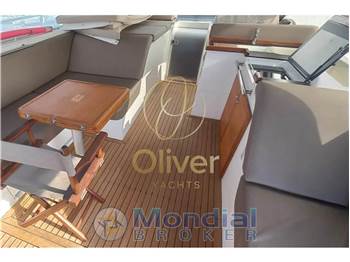 Sealine SC 47