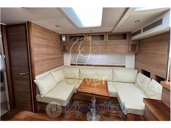 Sealine SC 47