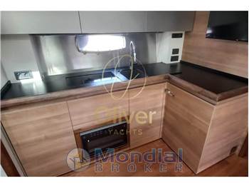 Sealine SC 47