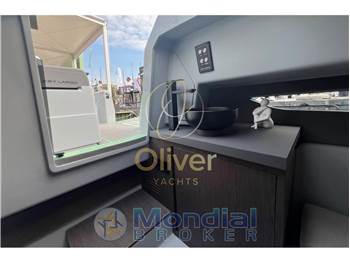 Sessa Marine KEY LARGO 25