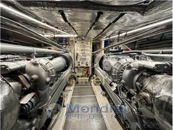 Pershing Pershing 76