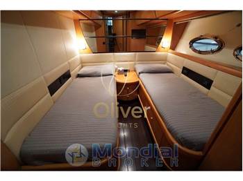 Pershing Pershing 76