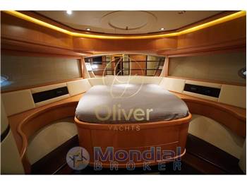 Pershing Pershing 76