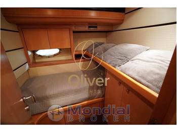 Pershing Pershing 76