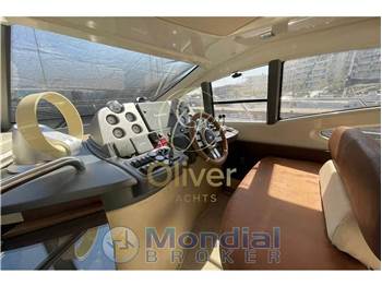 Azimut 43S