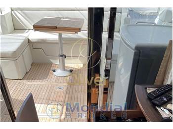 Azimut 43S
