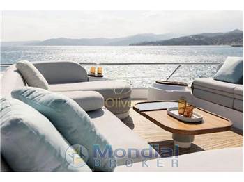 Azimut 72 Fly MY 2024