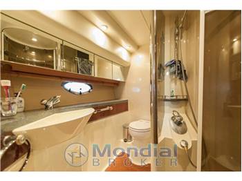 Fairline Squadron 55 Fly