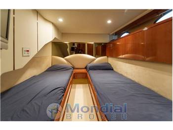 Fairline Squadron 55 Fly