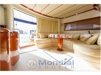 Fairline Squadron 55 Fly