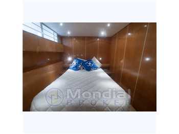 Cantiere arno Leopard 23