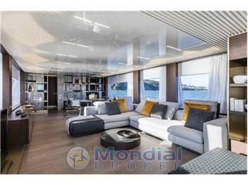 Ferretti 850