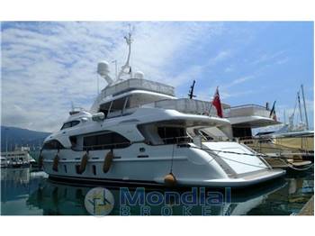 Benetti 105 Tradition