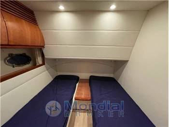 Pershing 54