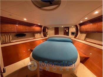 Pershing 54