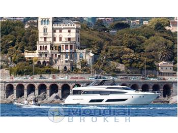 Ferretti 850