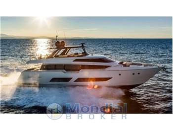 Ferretti 850