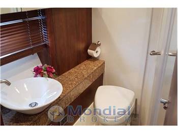 Sunseeker Predator 72