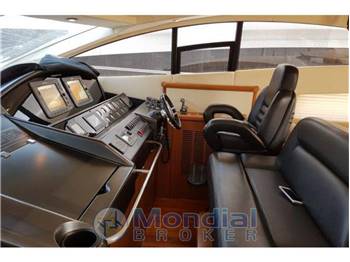 Sunseeker Predator 72