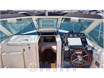 Tiara 2900 Coronet Harbour Edition