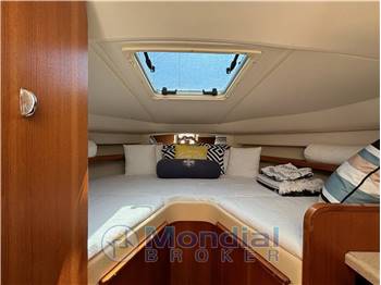 Tiara 2900 Coronet Harbour Edition