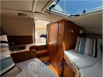 Tiara 2900 Coronet Harbour Edition