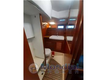 Hallberg Rassy 42 E HR 42-E