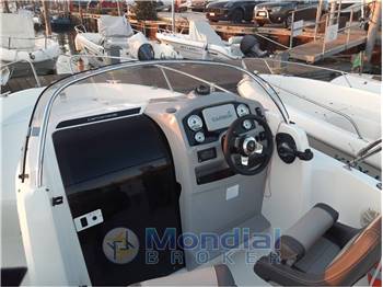 Jeanneau Cap Camarat 5.5 WA Serie 2